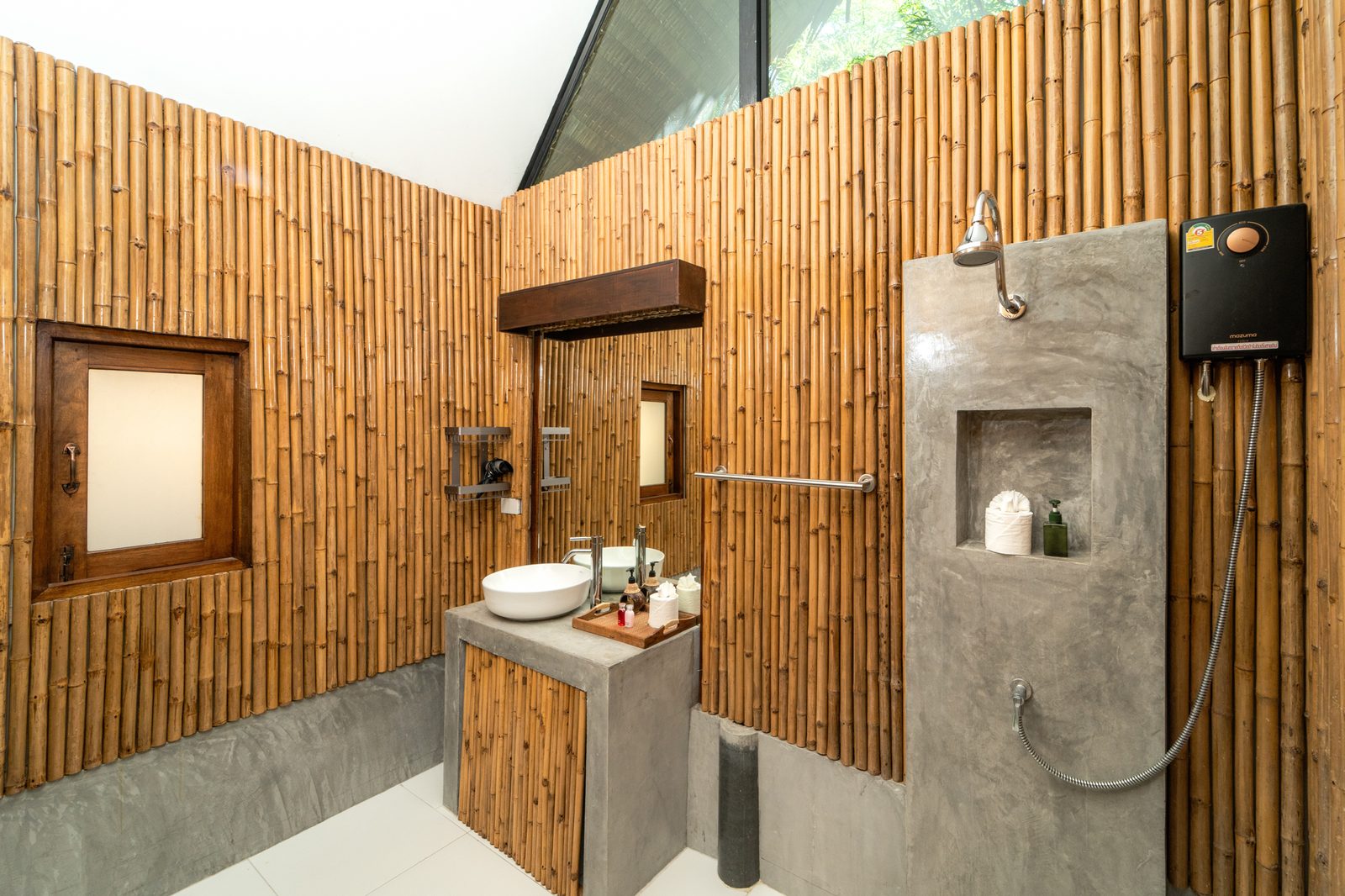 The Bamboo Suite bathroom